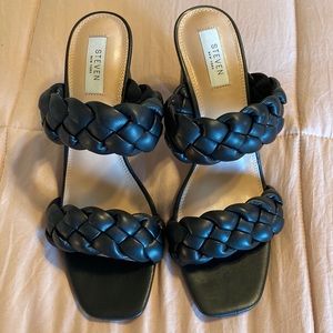 Steve Madden black heels